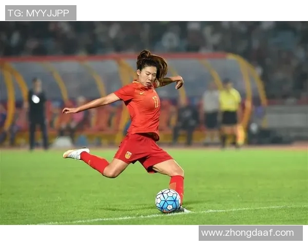 中国女足迎战冰岛女足力争胜利展现实力与风采