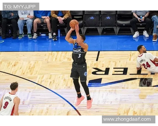 热火与尼克斯精彩对决重播回顾球迷不容错过的经典时刻分析