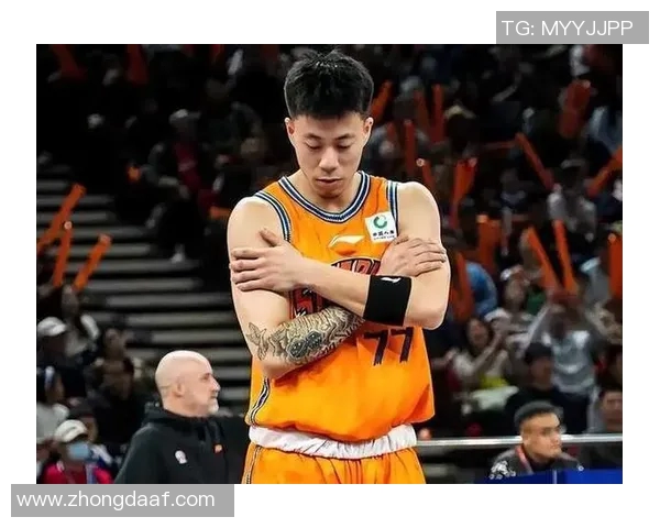 张镇麟的篮球之路:从青涩少年到CBA明星的成长故事与奋斗历程