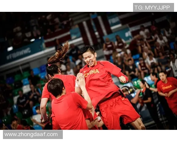 中国女篮对阵拉脱维亚精彩比赛录像回放全程回顾与分析